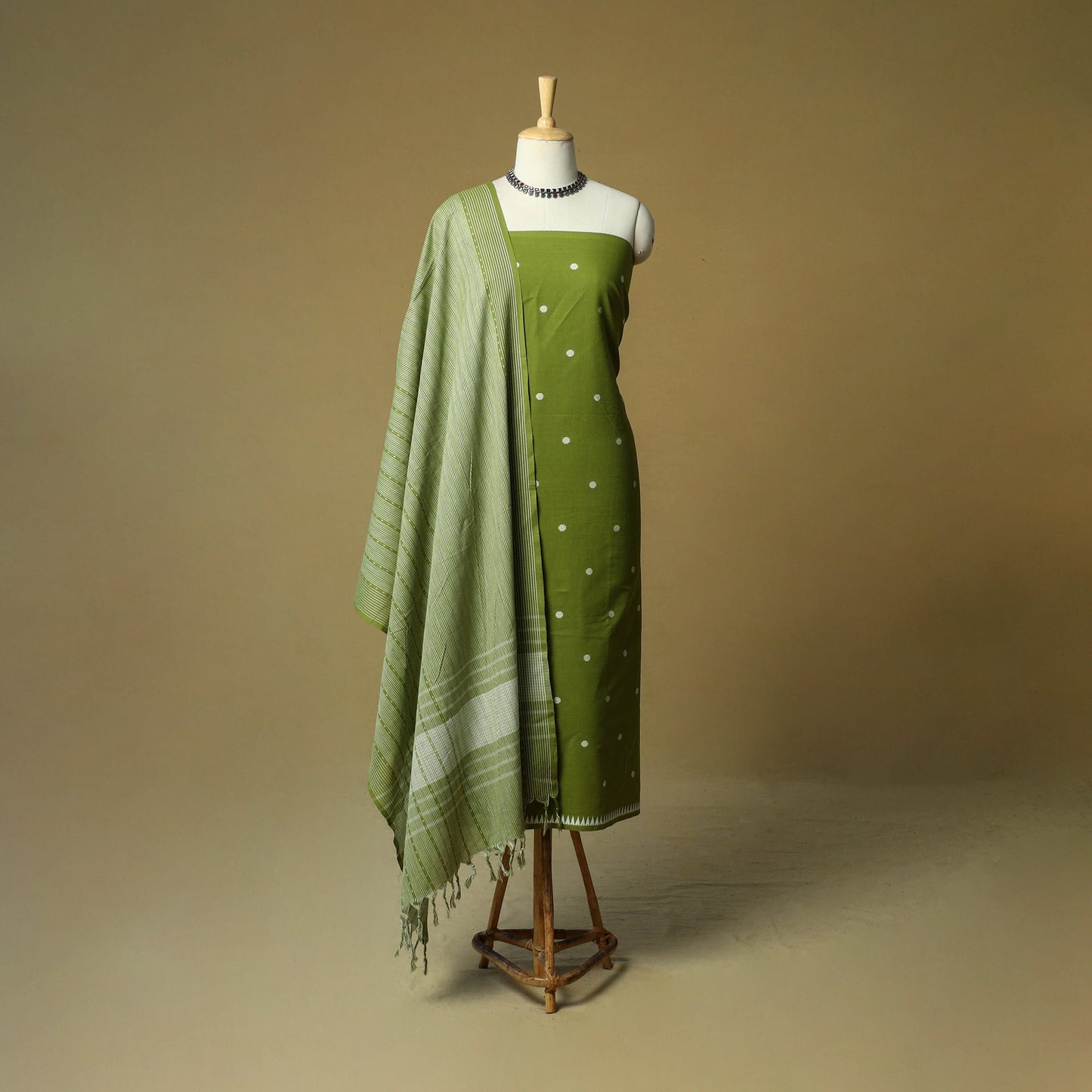 Jacquard cotton 3pc unstitched dress material 48