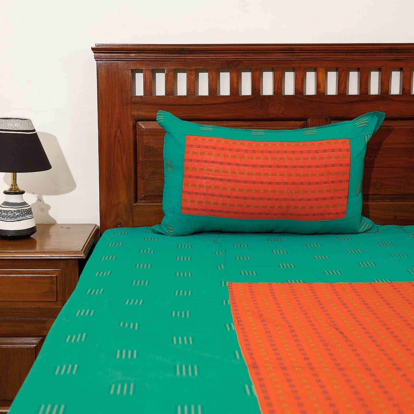 Jacquard Patchwork Cotton Double Bed Cover with Pillow Covers Online at iTokri.com