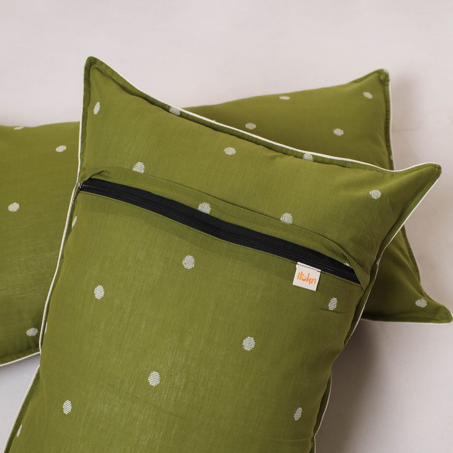 Jacquard weave pillow cover (set of 2) 10 - handcrafted