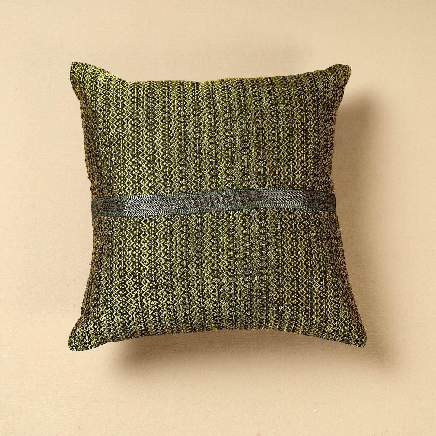 khun cushion cover