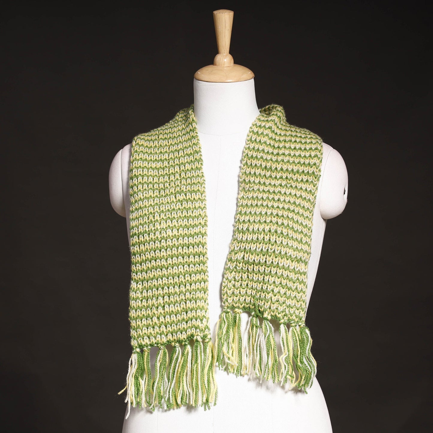 Kumaun Hand Knitted Woolen Muffler (66 in)