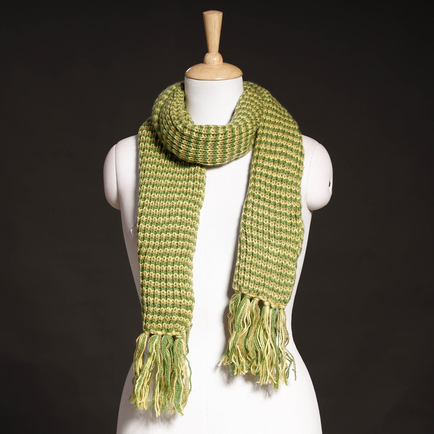 Kumaun Hand Knitted Woolen Muffler (90 in)
