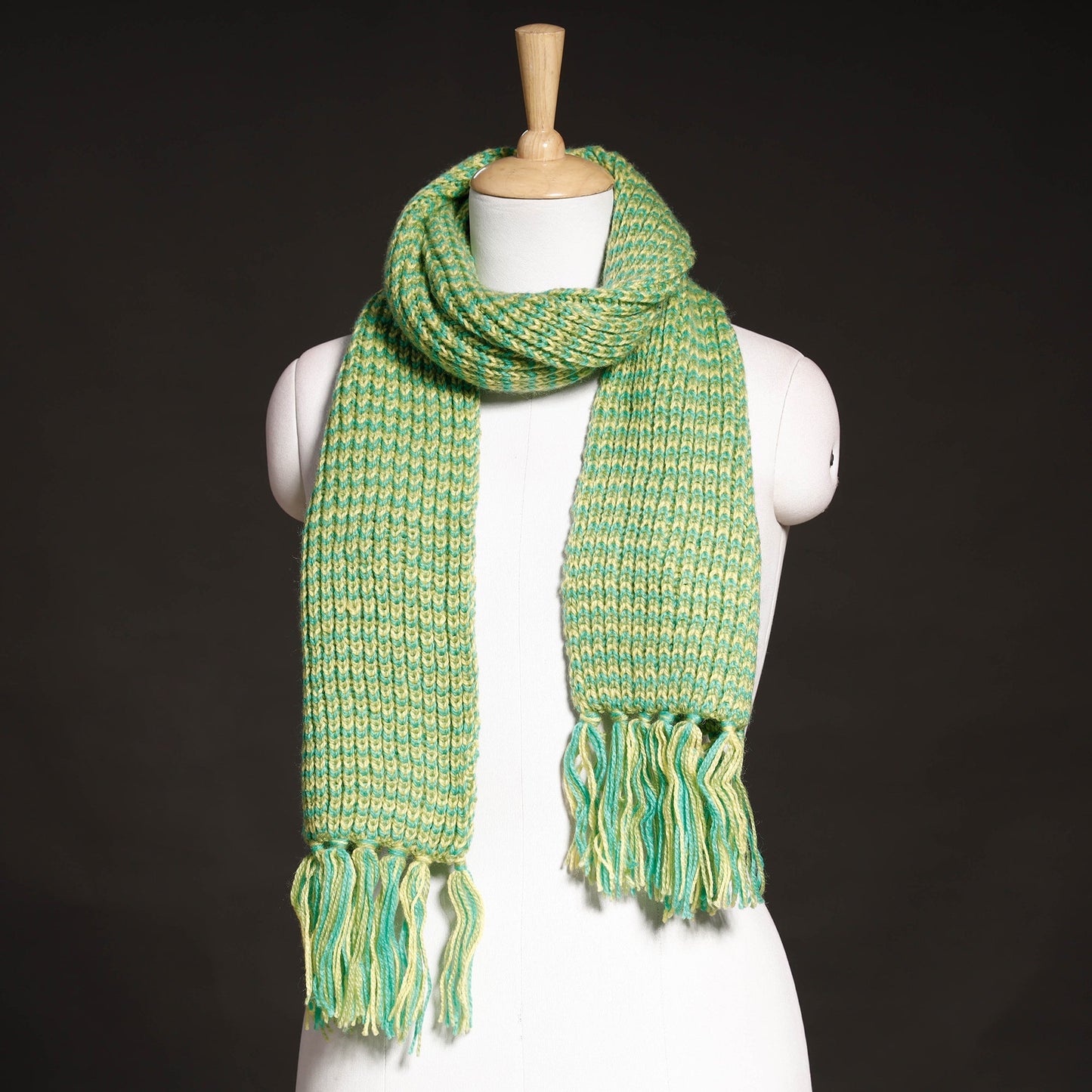 Kumaun Hand Knitted Woolen Muffler (90 in)