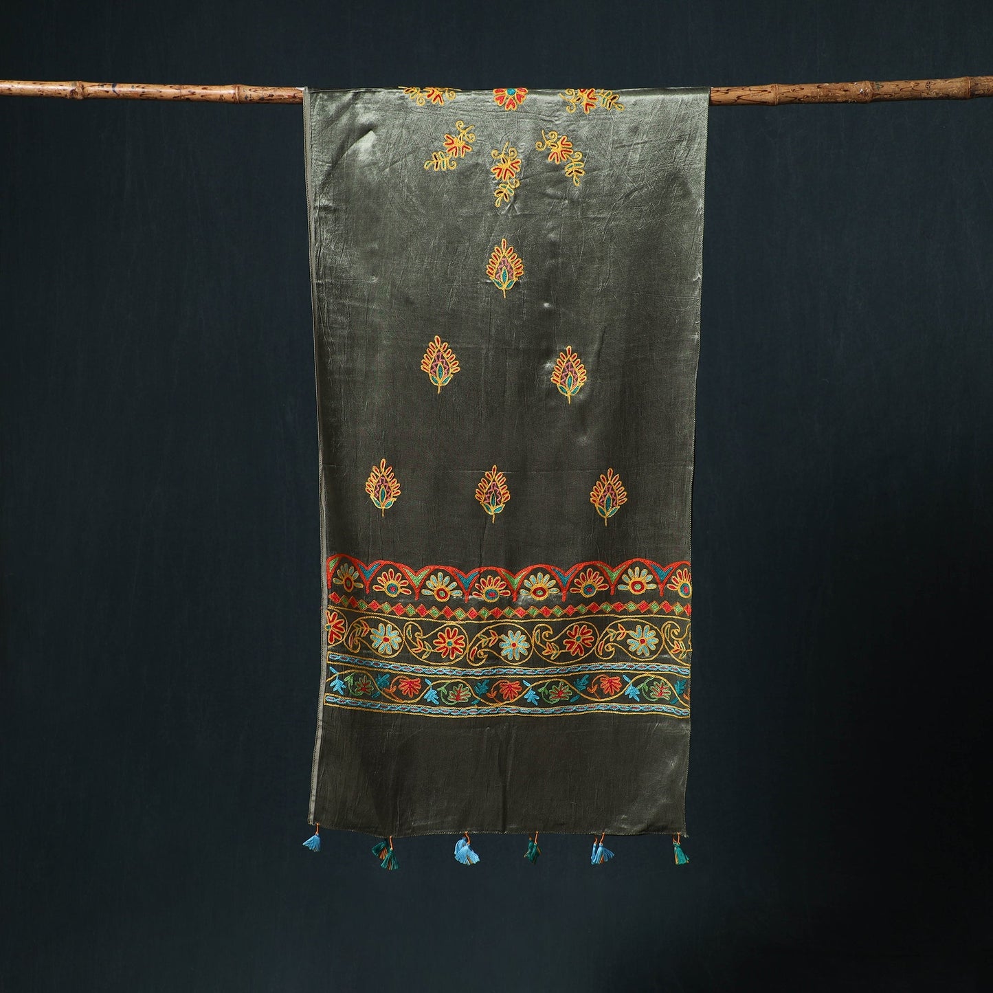 Kutch aari hand embroidery mashru silk stole 53