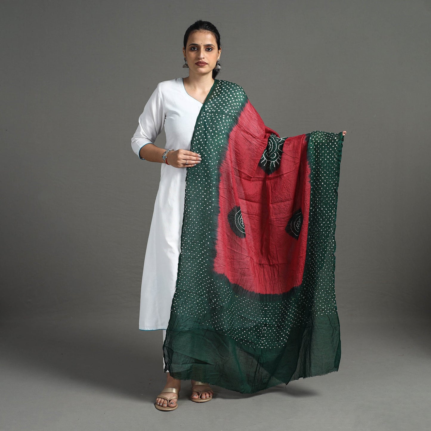 Kutch Bandhani Dupatta Online in India
