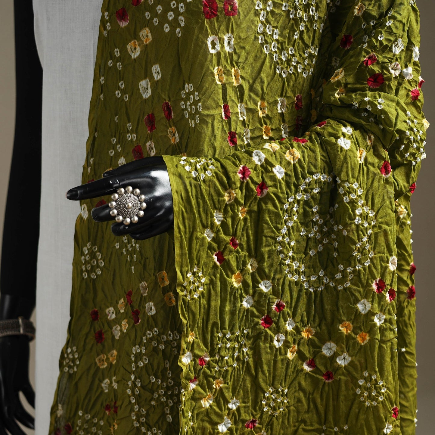 Kutch tie-dye cotton bandhani dupatta 70 - handcrafted
