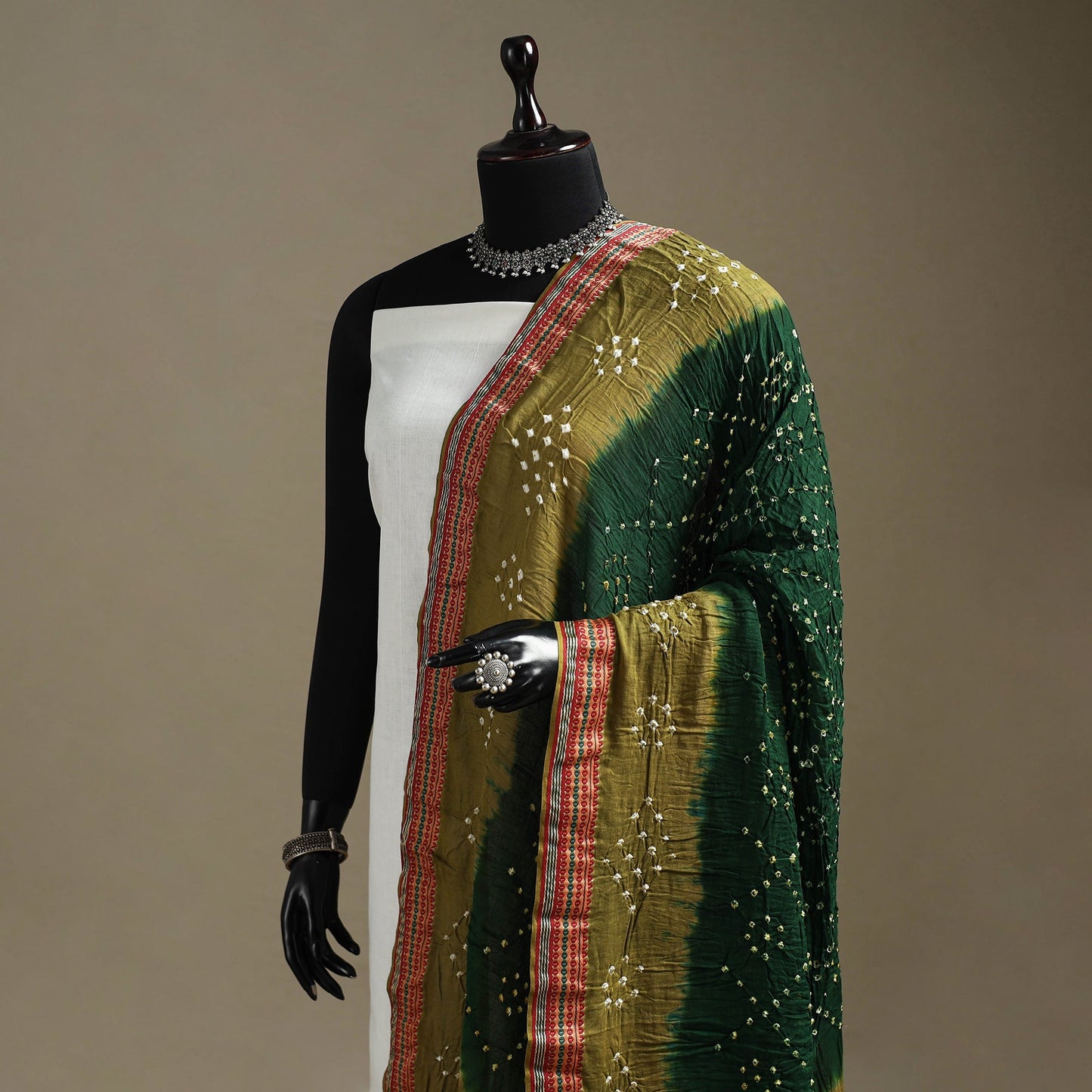 Kutch tie-dye cotton bandhani dupatta with border 46