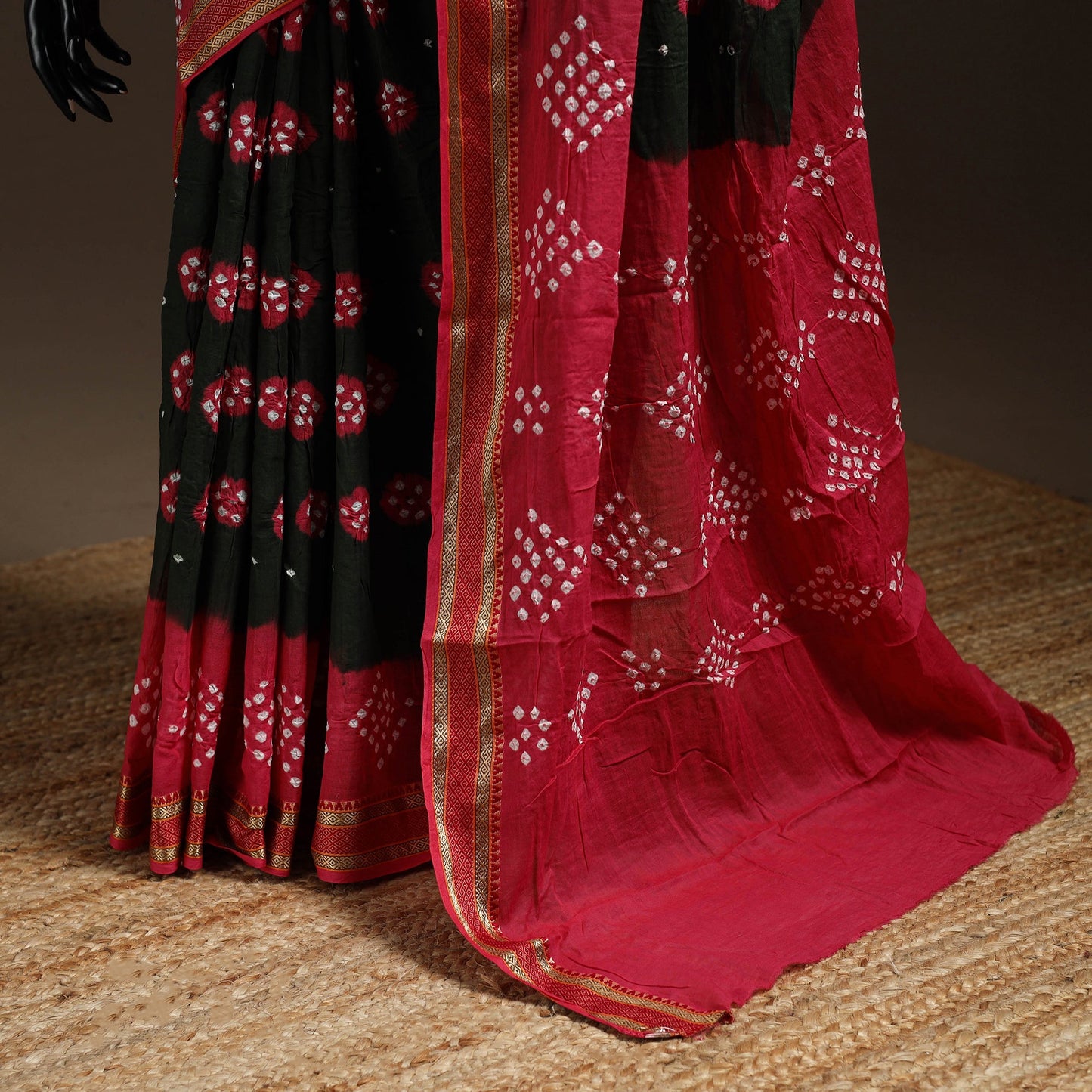 Green - kutch tie-dye cotton bandhani saree with blouse 13