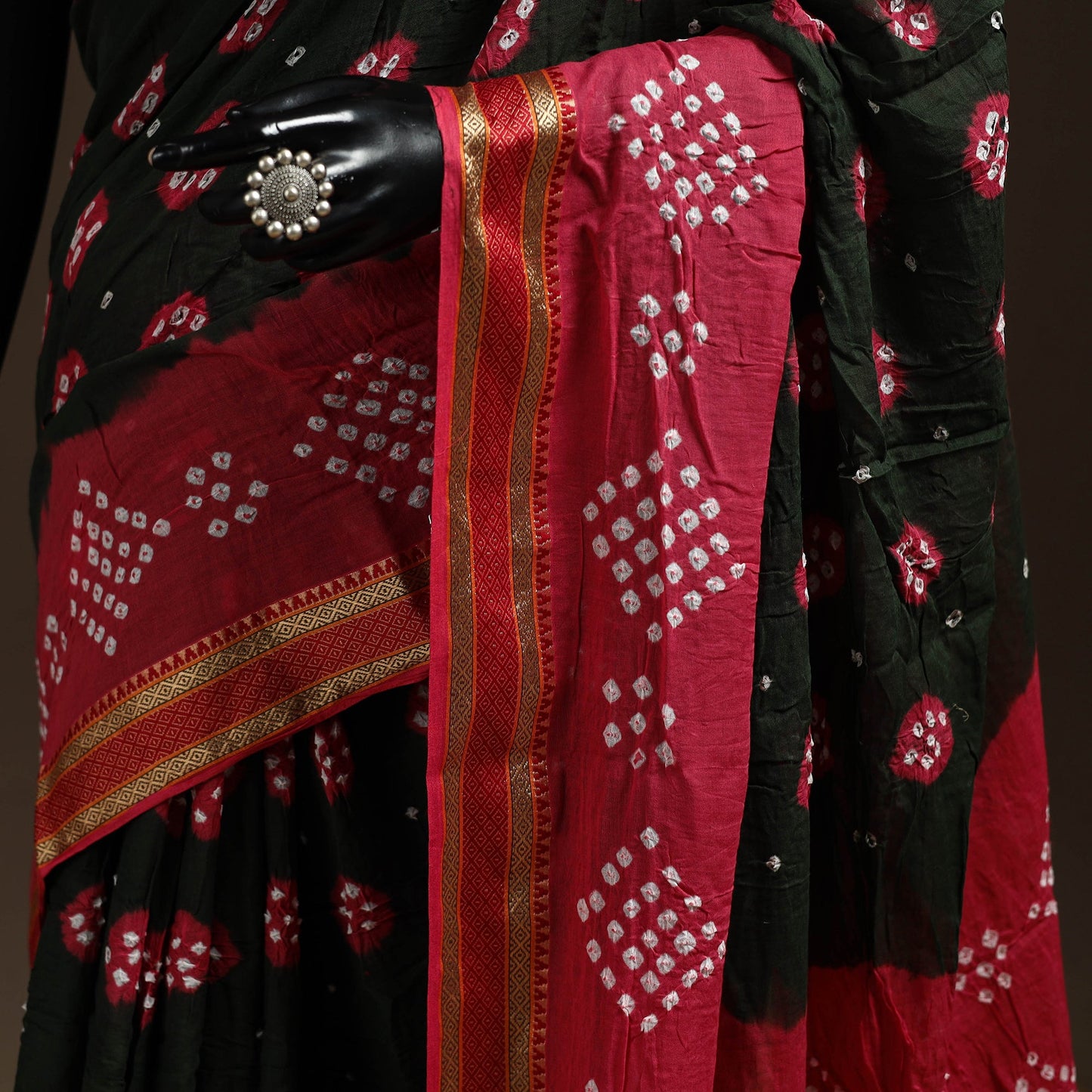 Green - kutch tie-dye cotton bandhani saree with blouse 13