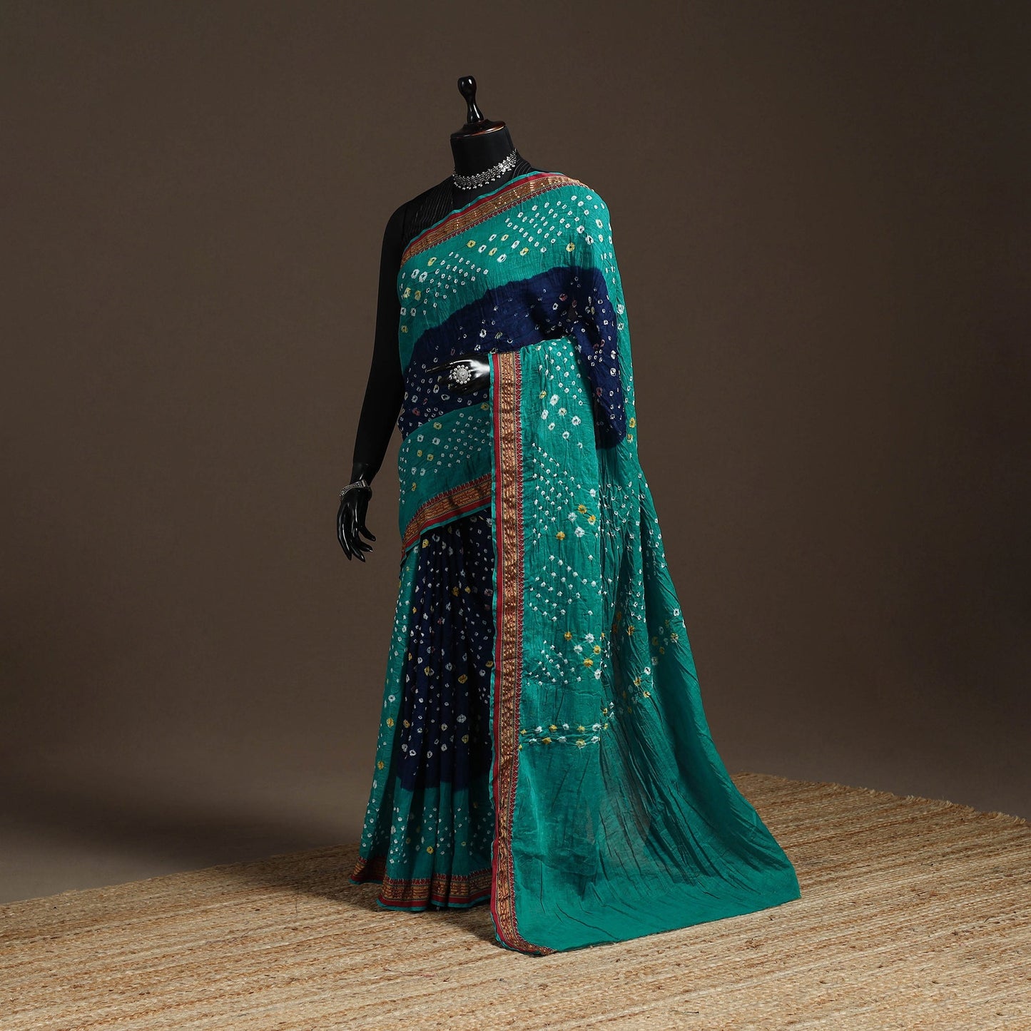 Kutch tie-dye cotton bandhani saree with blouse piece 02