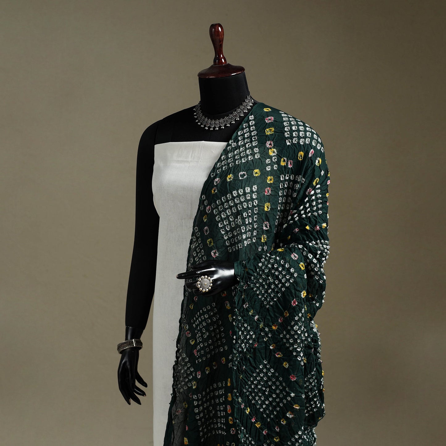Kutch tie-dye mul cotton bandhani dupatta 04 - handcrafted