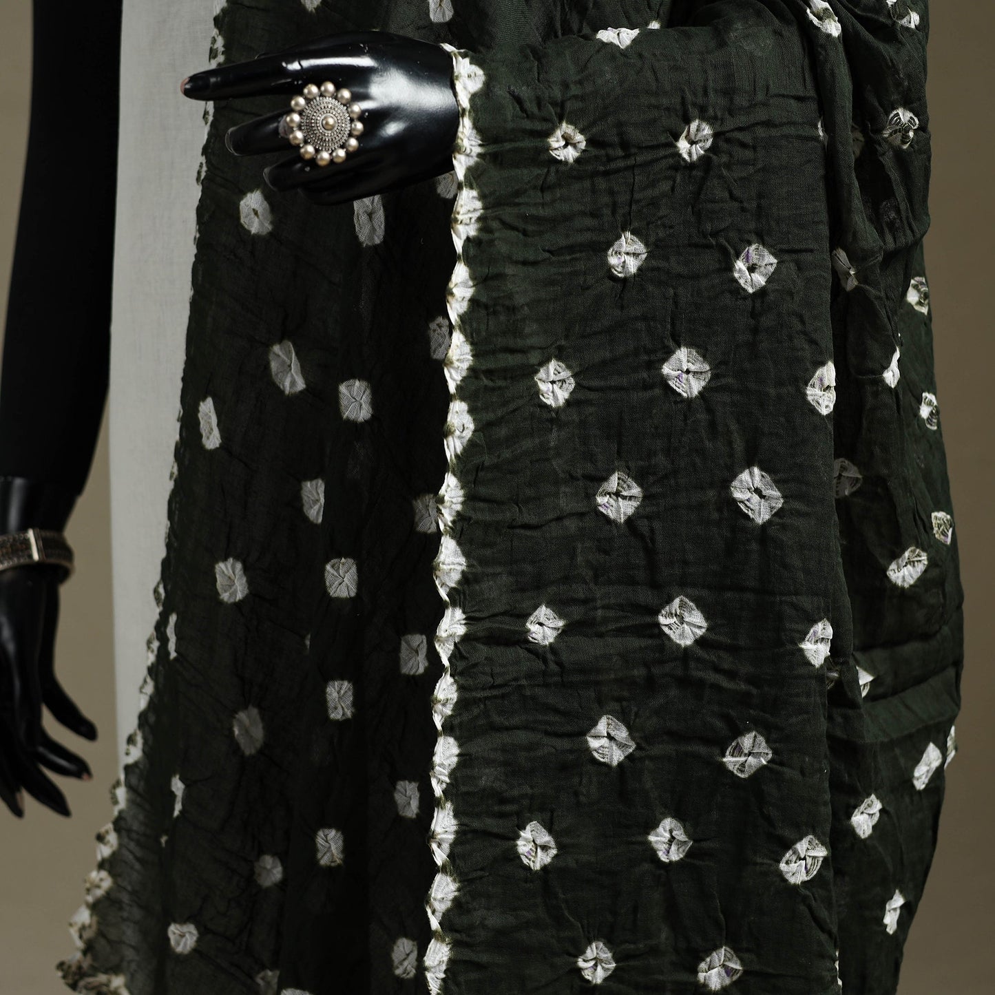 Kutch tie-dye mul cotton shibori bandhani dupatta 16