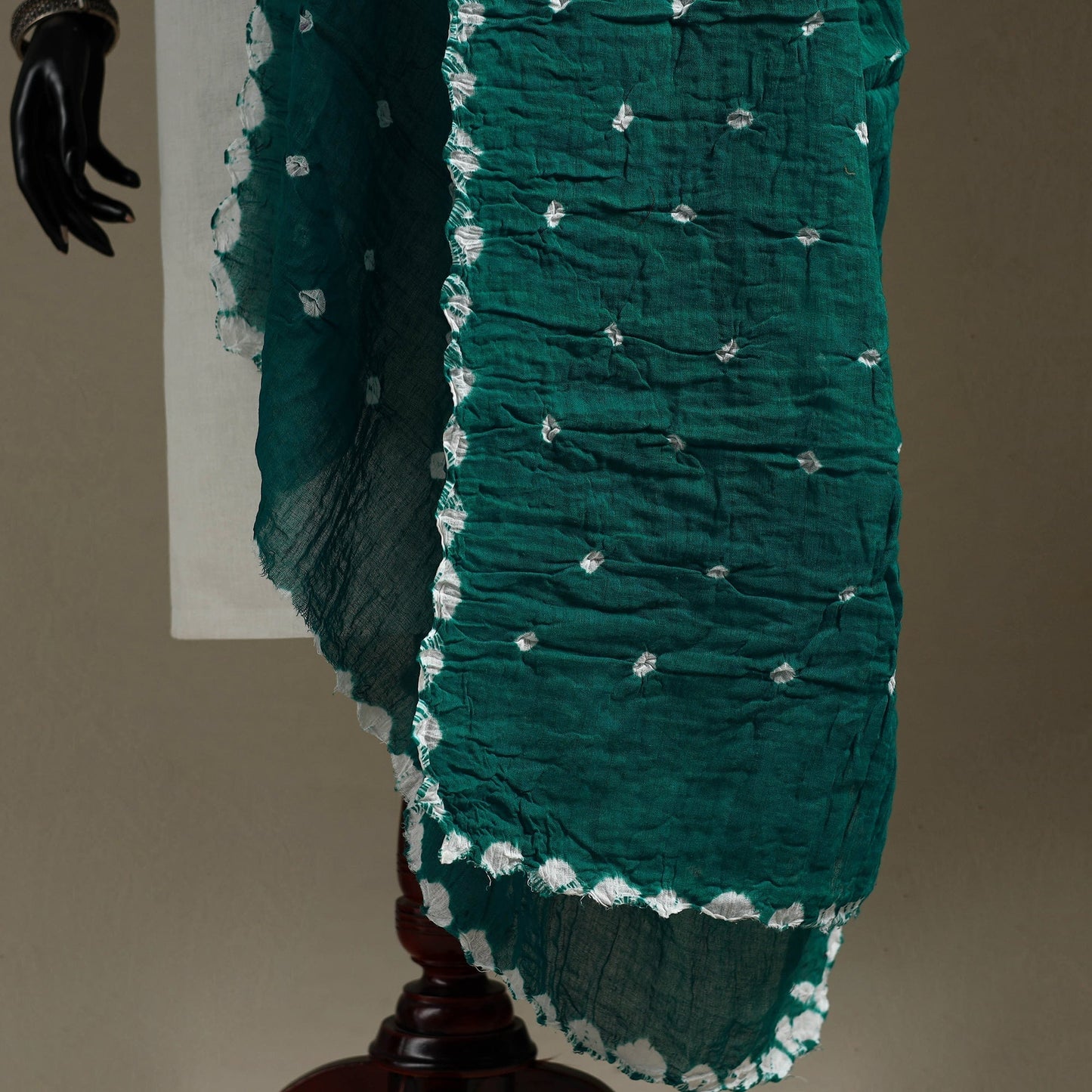 Kutch tie-dye mul cotton shibori bandhani dupatta 24