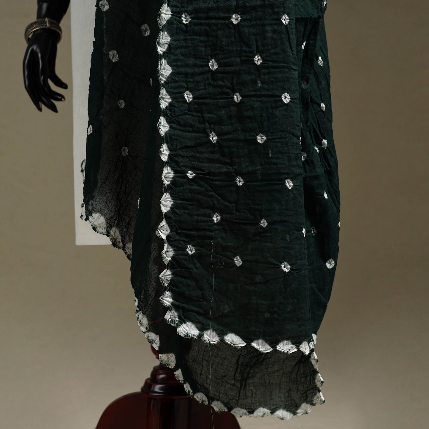 Kutch tie-dye mul cotton shibori bandhani dupatta 28
