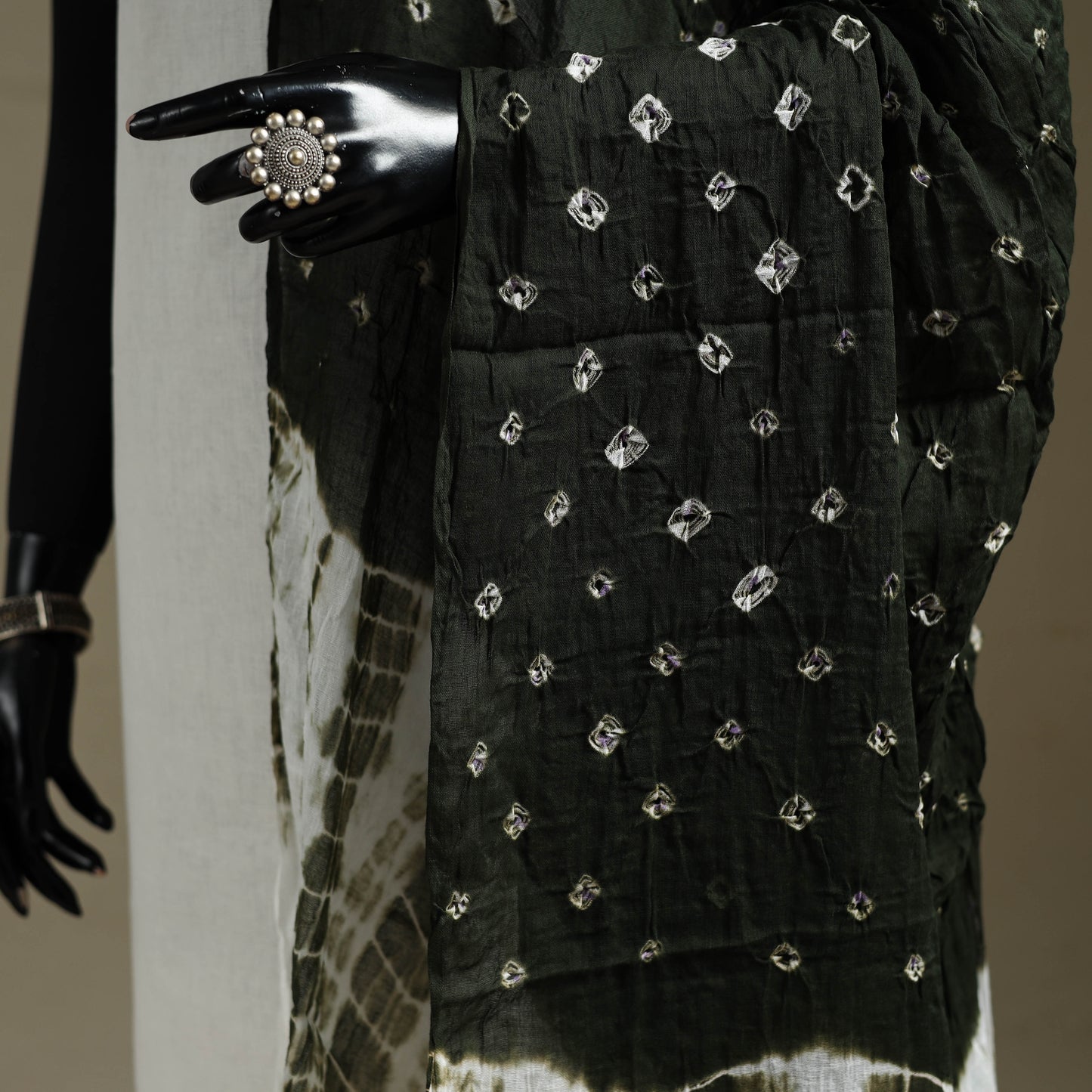 Kutch tie-dye mul cotton shibori bandhani dupatta 27