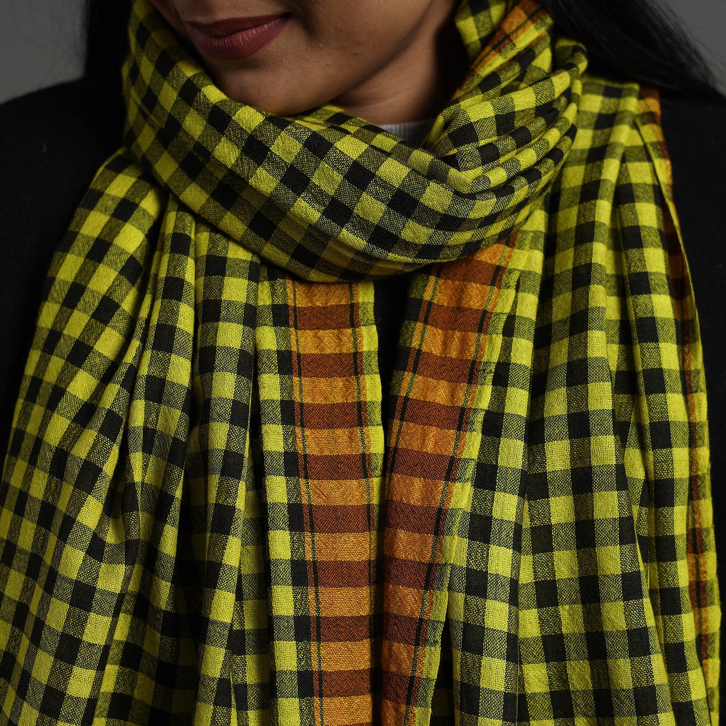 Green - Kutch Weaving Handwoven Bharwadi Checks Woollen Stole 03