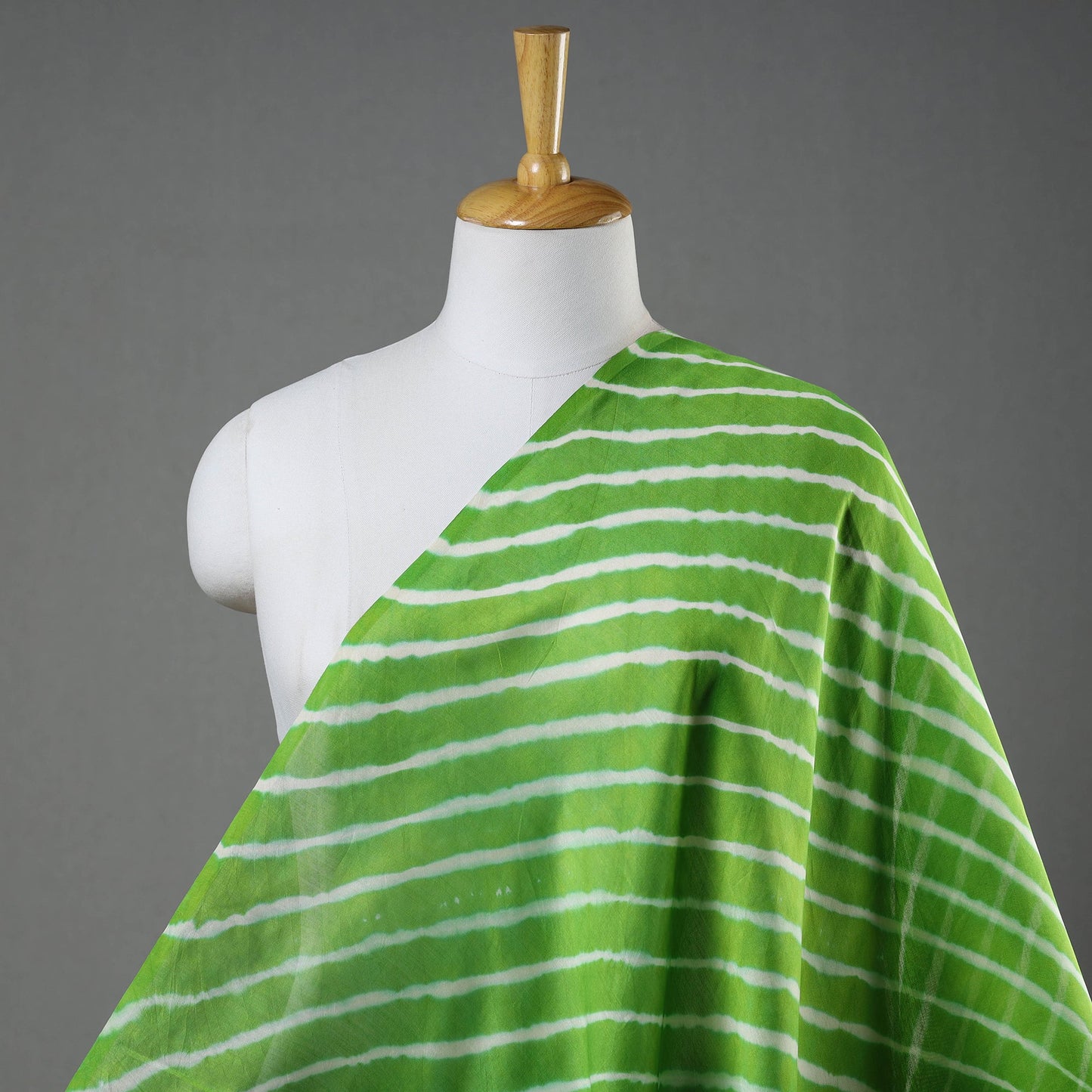 Leheriya Tie-Dye Chanderi Silk Fabric Online | iTokri