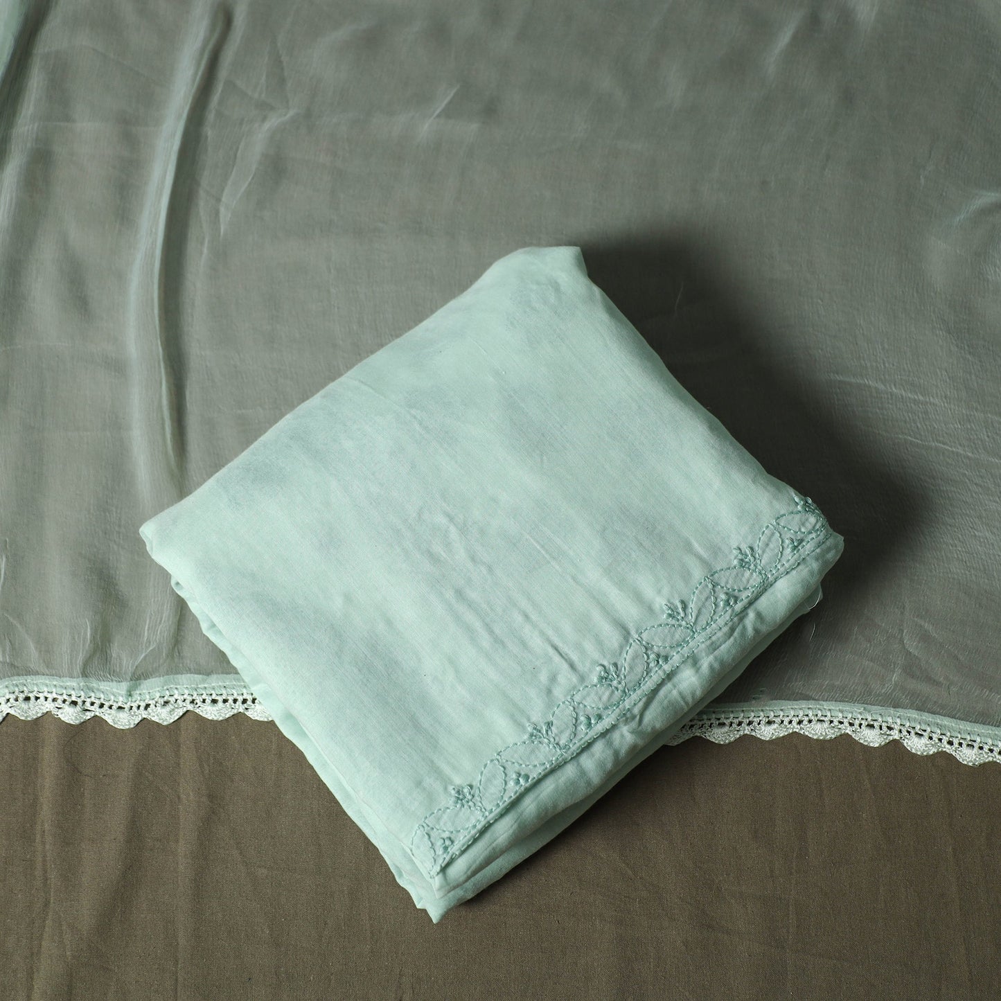 Green - lucknowi hand embroidered cotton chikankari 3pc