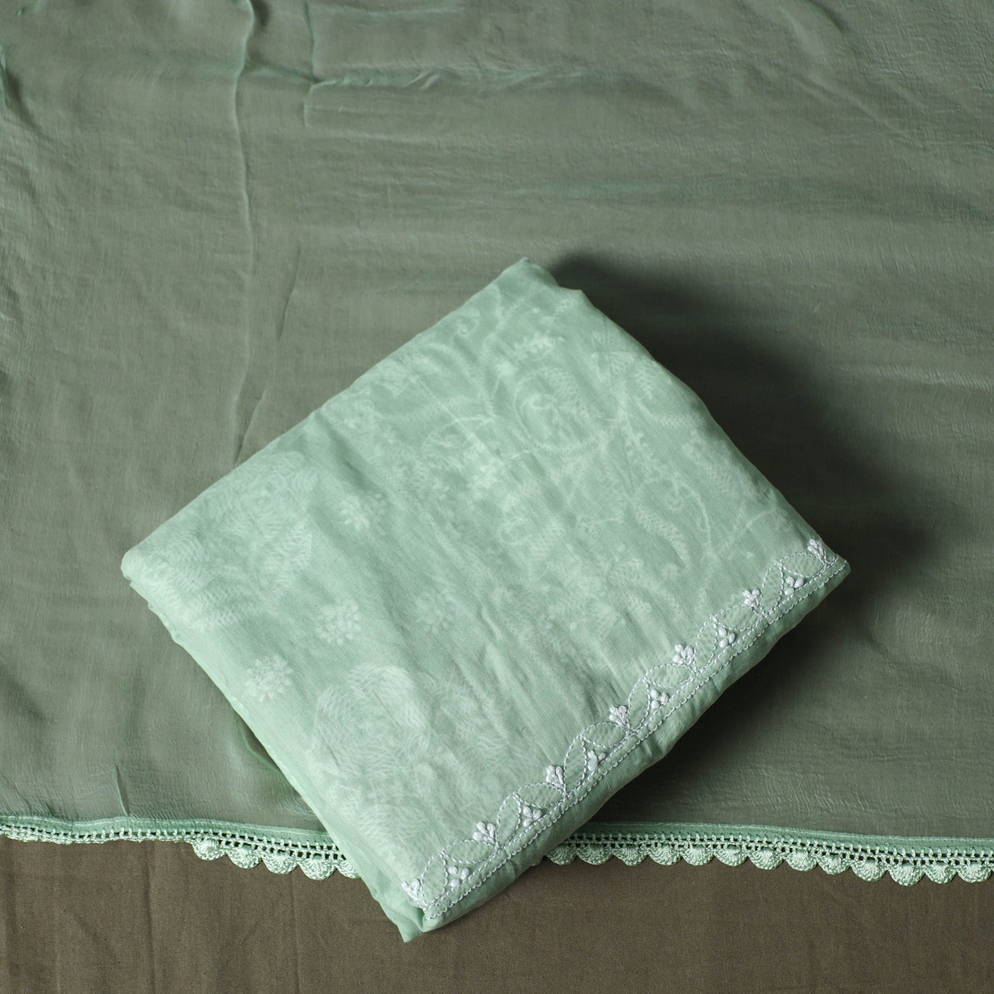 Lucknowi hand embroidered cotton chikankari 3pc unstitched