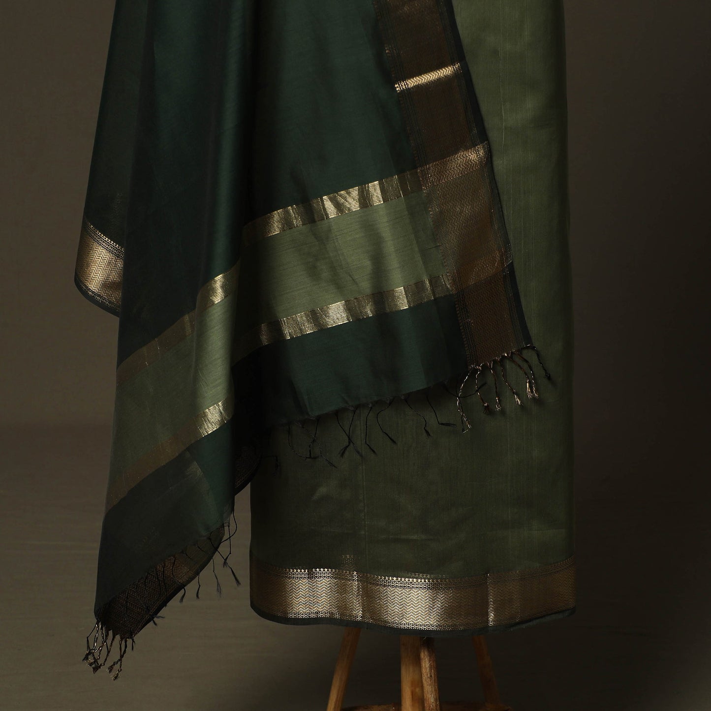 Maheshwari silk handloom 2pc unstitched dress material
