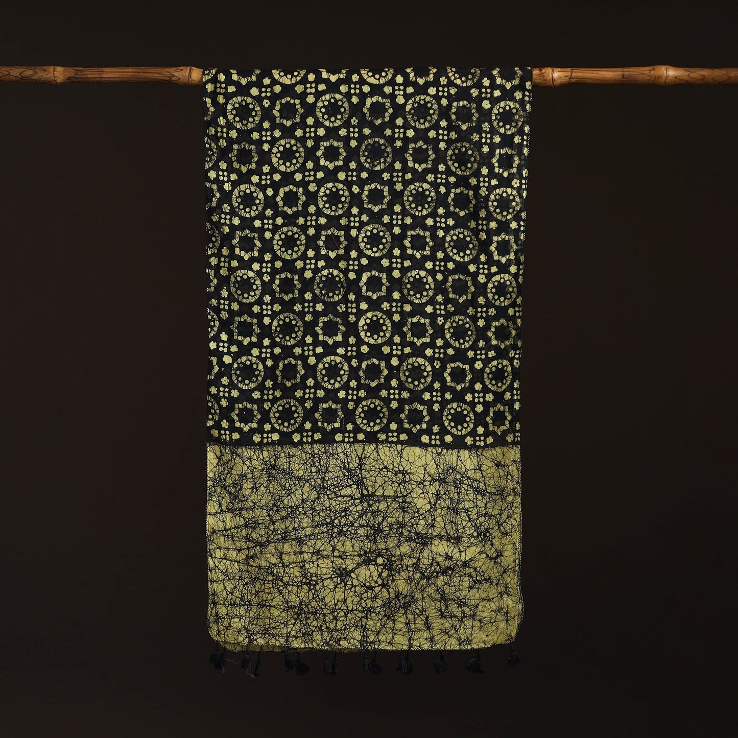 Mul cotton kutch hand batik stole with tassels 05