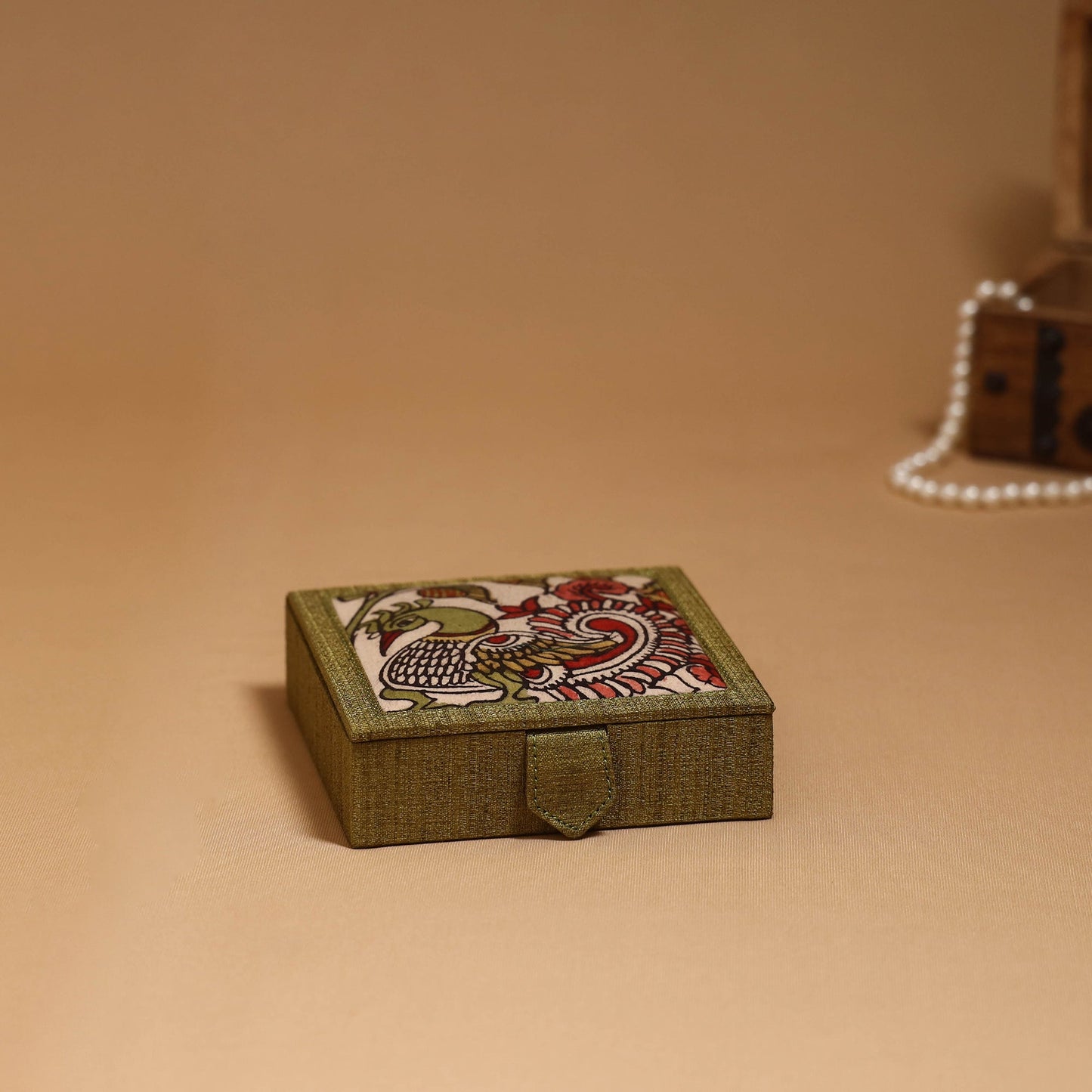 Natural dyed handpainted kalamkari jewellery box 01