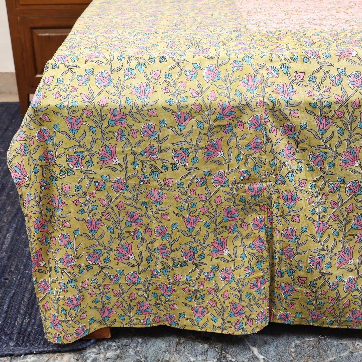 Patchwork hand double sanganeri bedsheet set (108 x 90 in)