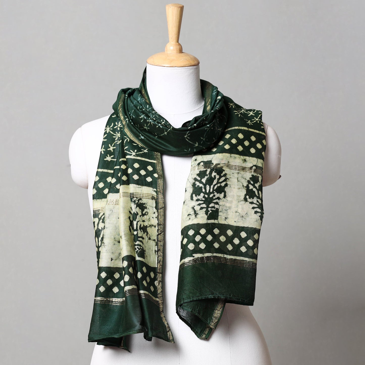 Pipad Block Printed Chanderi Silk Handloom Stole