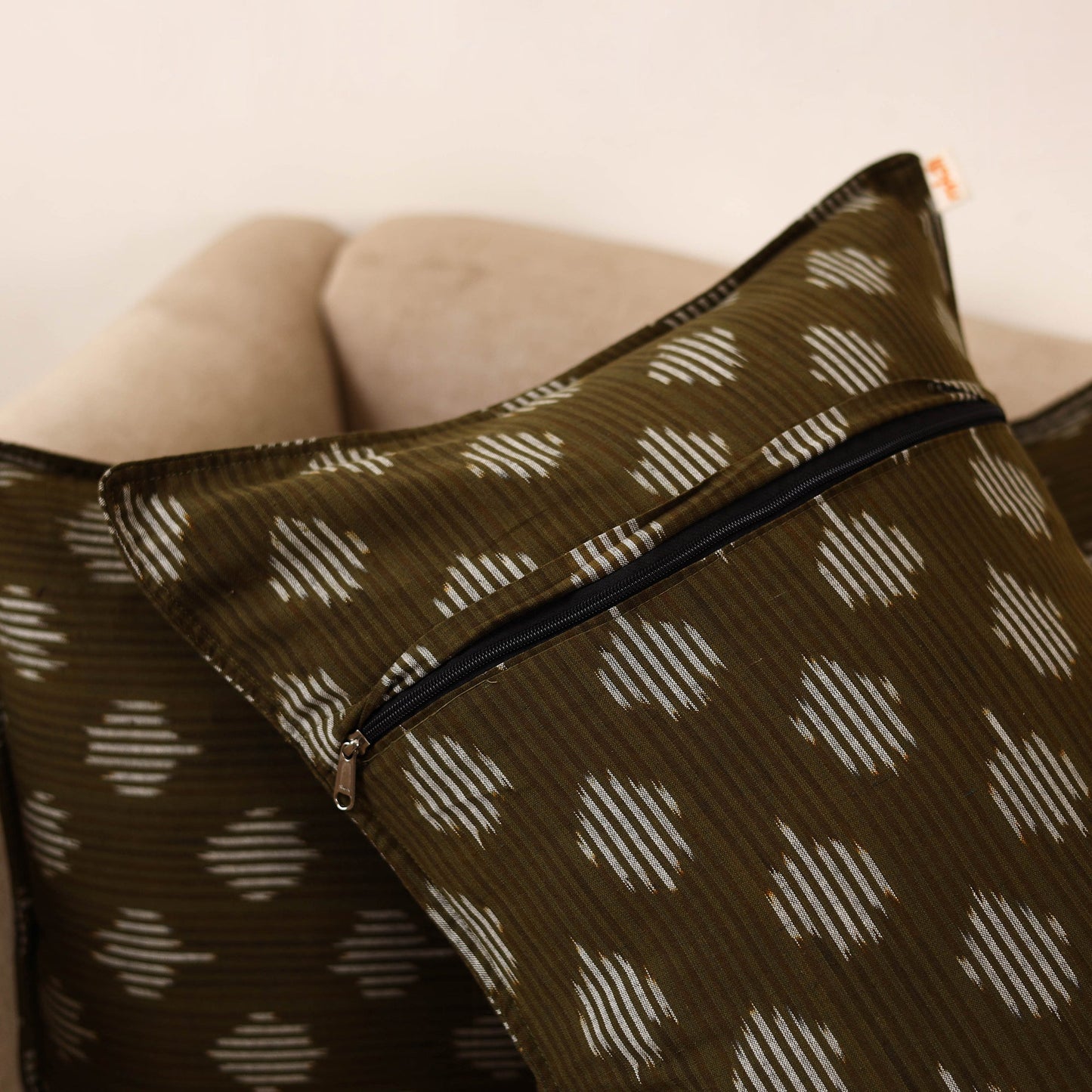 Pochampally ikat weave pillow covers (set of 2) 07