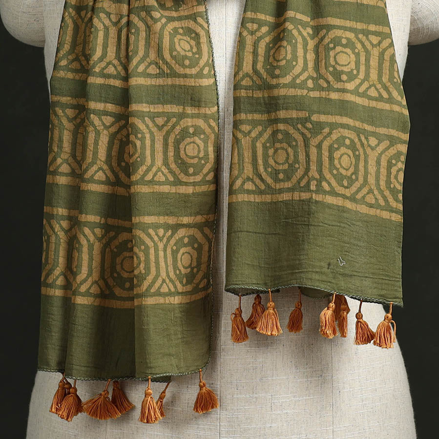 Pure mul cotton kutch hand block batik print stole