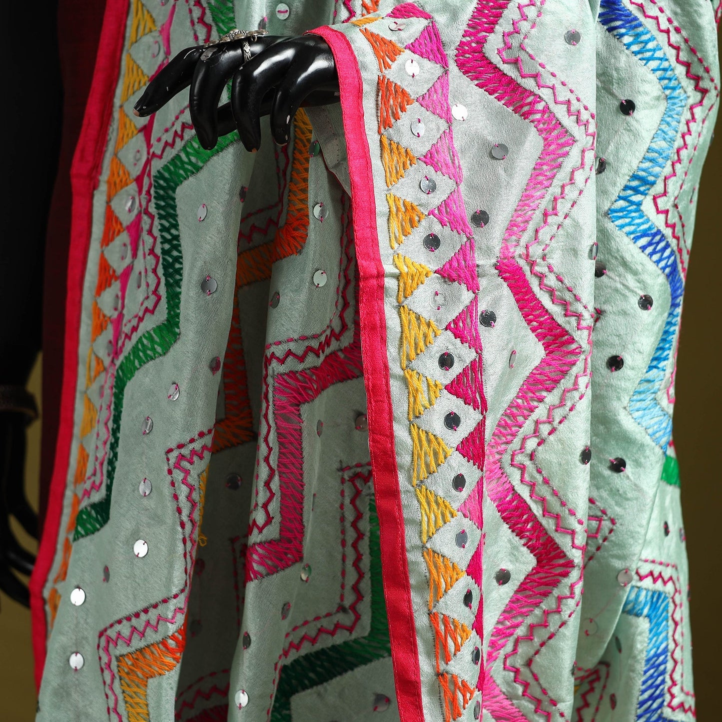 Ranihati chanderi silk zig zag hand embroidery dupatta 47
