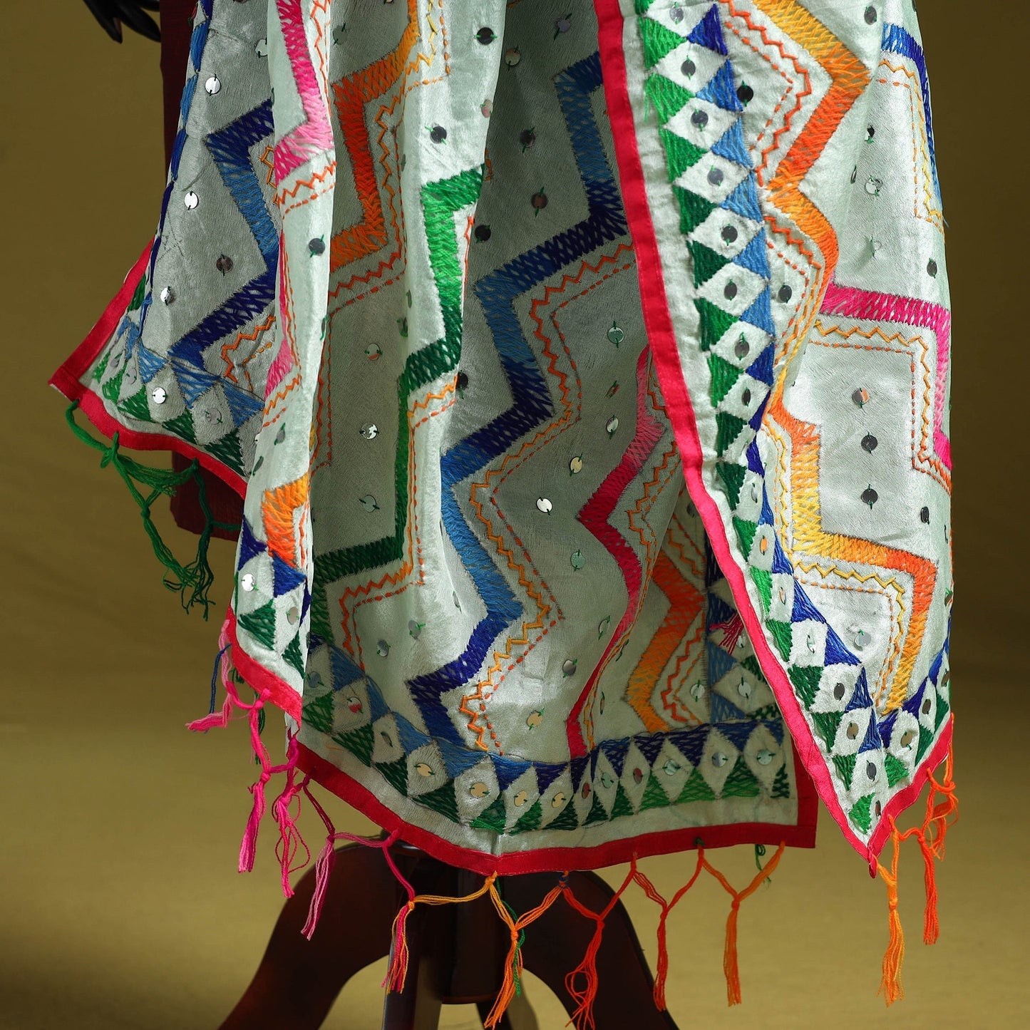 Ranihati chanderi silk zig zag hand embroidery dupatta 48