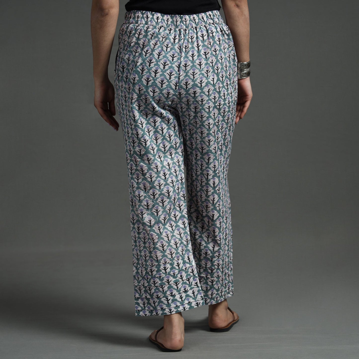 Buy Sanganeri Block Printed Cotton Elasticated Palazzo Online at iTokri.com