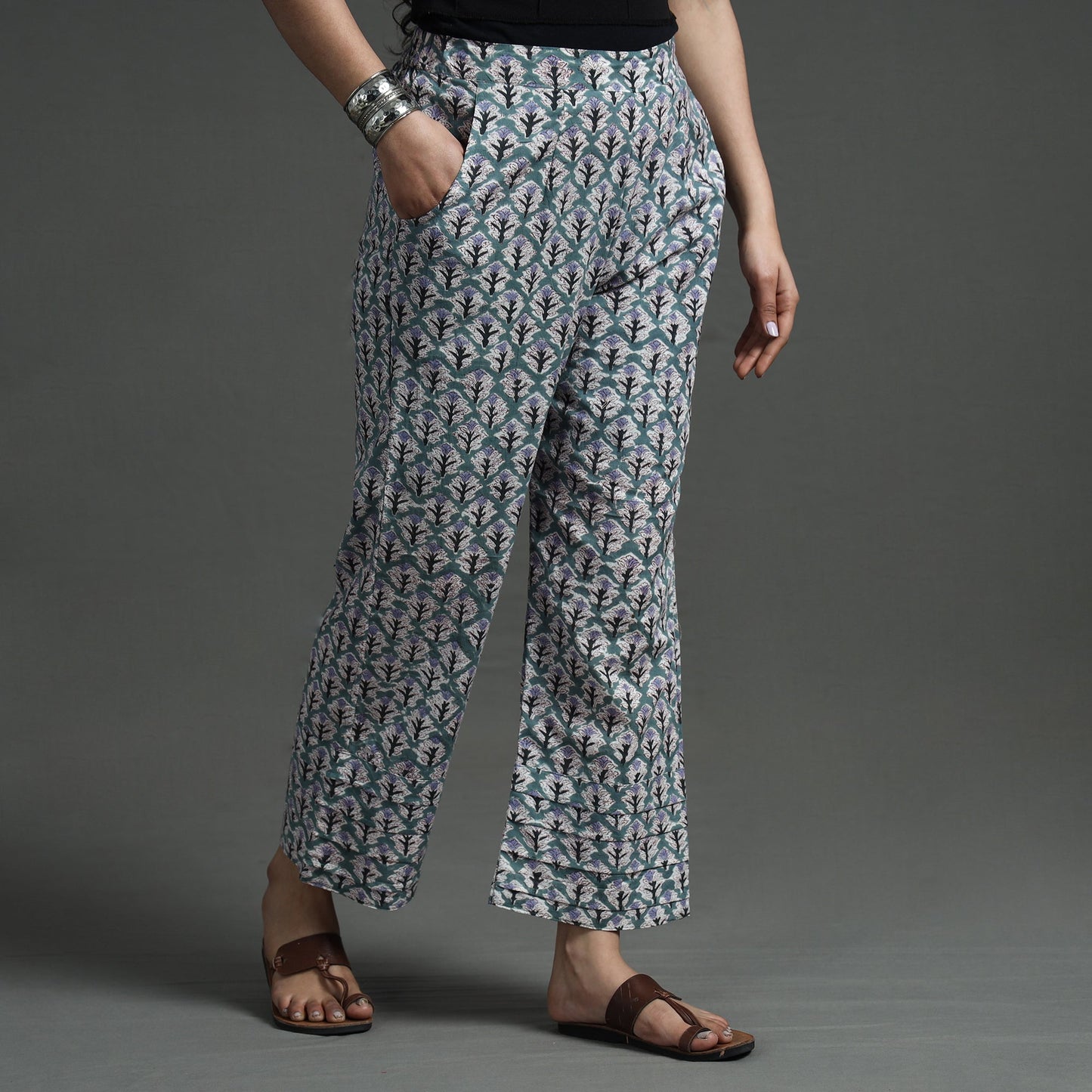 Buy Sanganeri Block Printed Cotton Elasticated Palazzo Online at iTokri.com