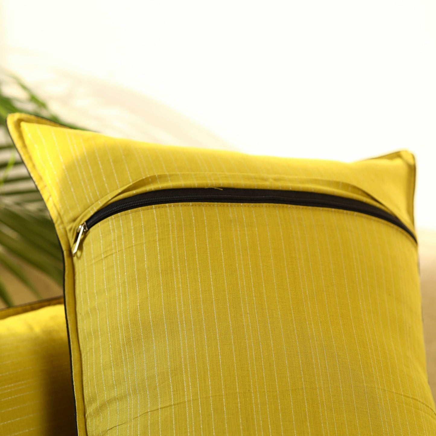 Set of 2 Green Jacquard Cotton Pillow Covers