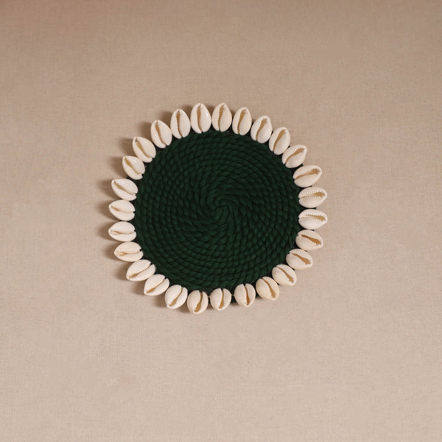 Shell work handcrafted thread coaster 09