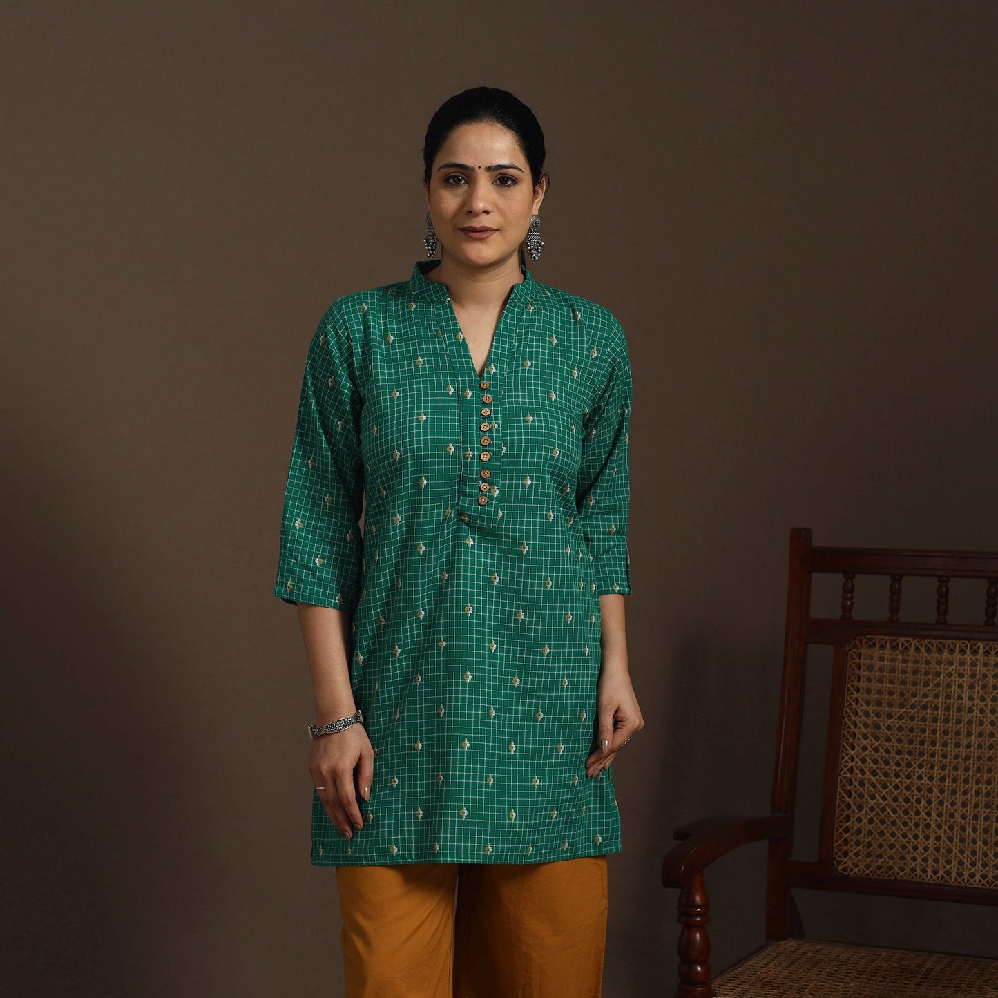 Short cotton jacquard kurta for women 17 - handcrafted