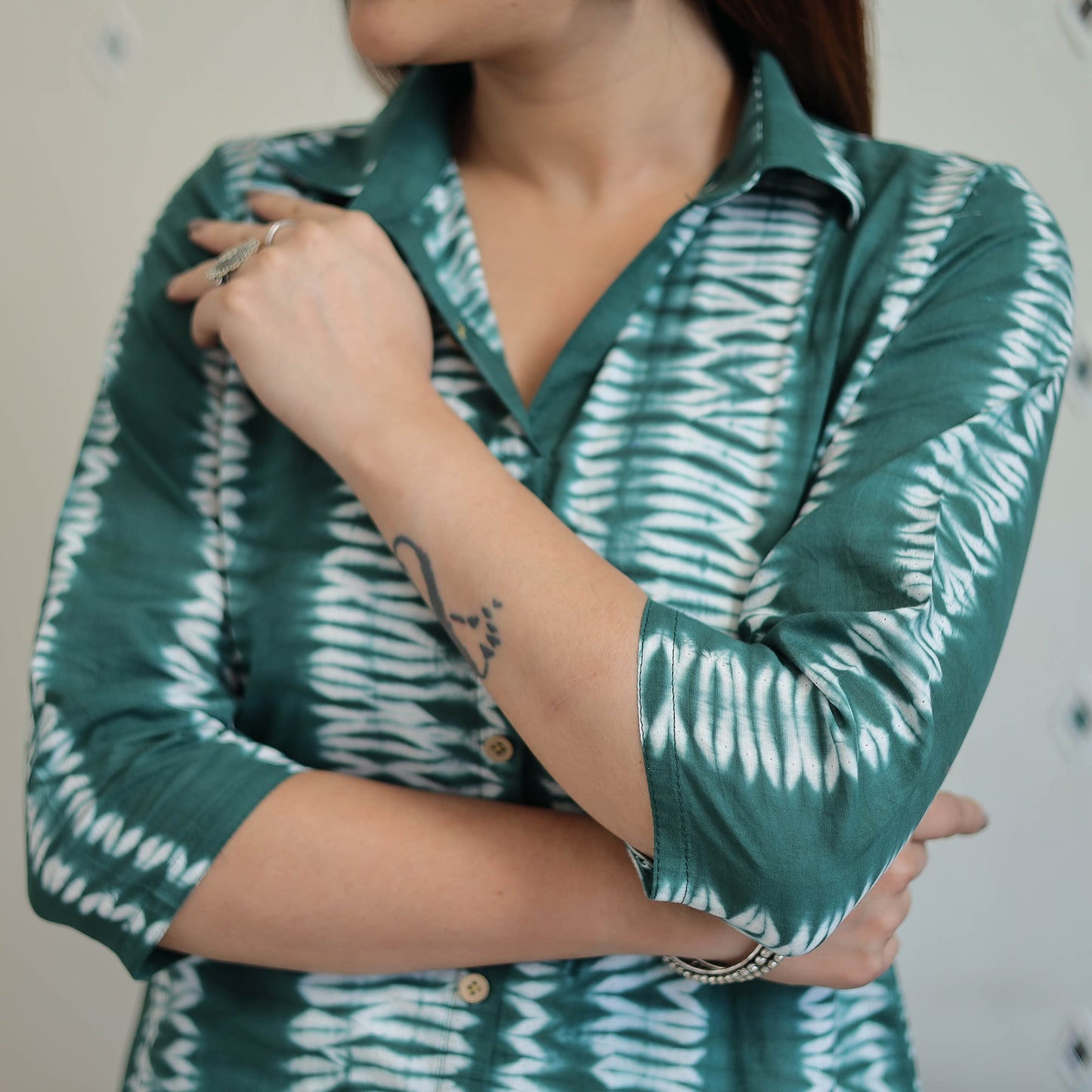 Green Tie & Dye Cotton Straight Shibori Kurta for Women