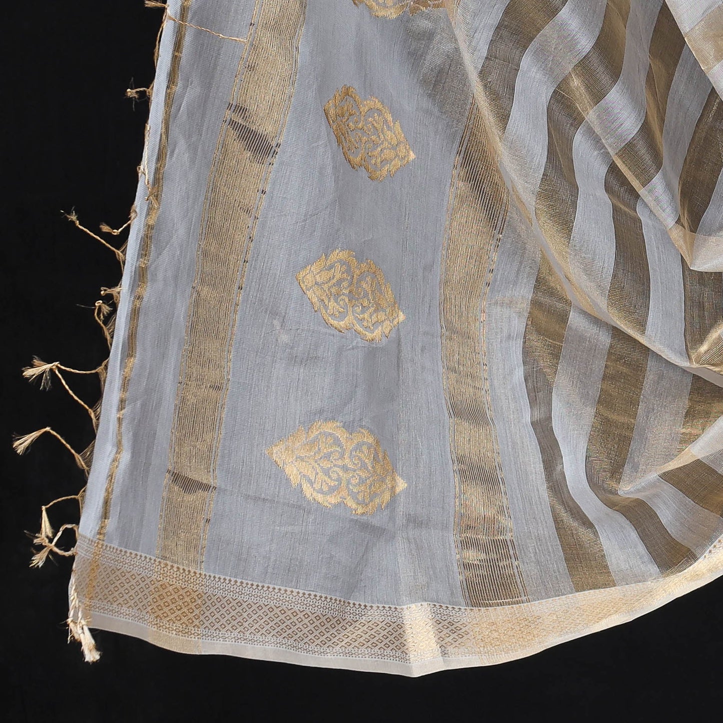 Buy 2pc Maheshwari Silk Tissue Zari Handloom Suit Material Set Online at iTokri.com