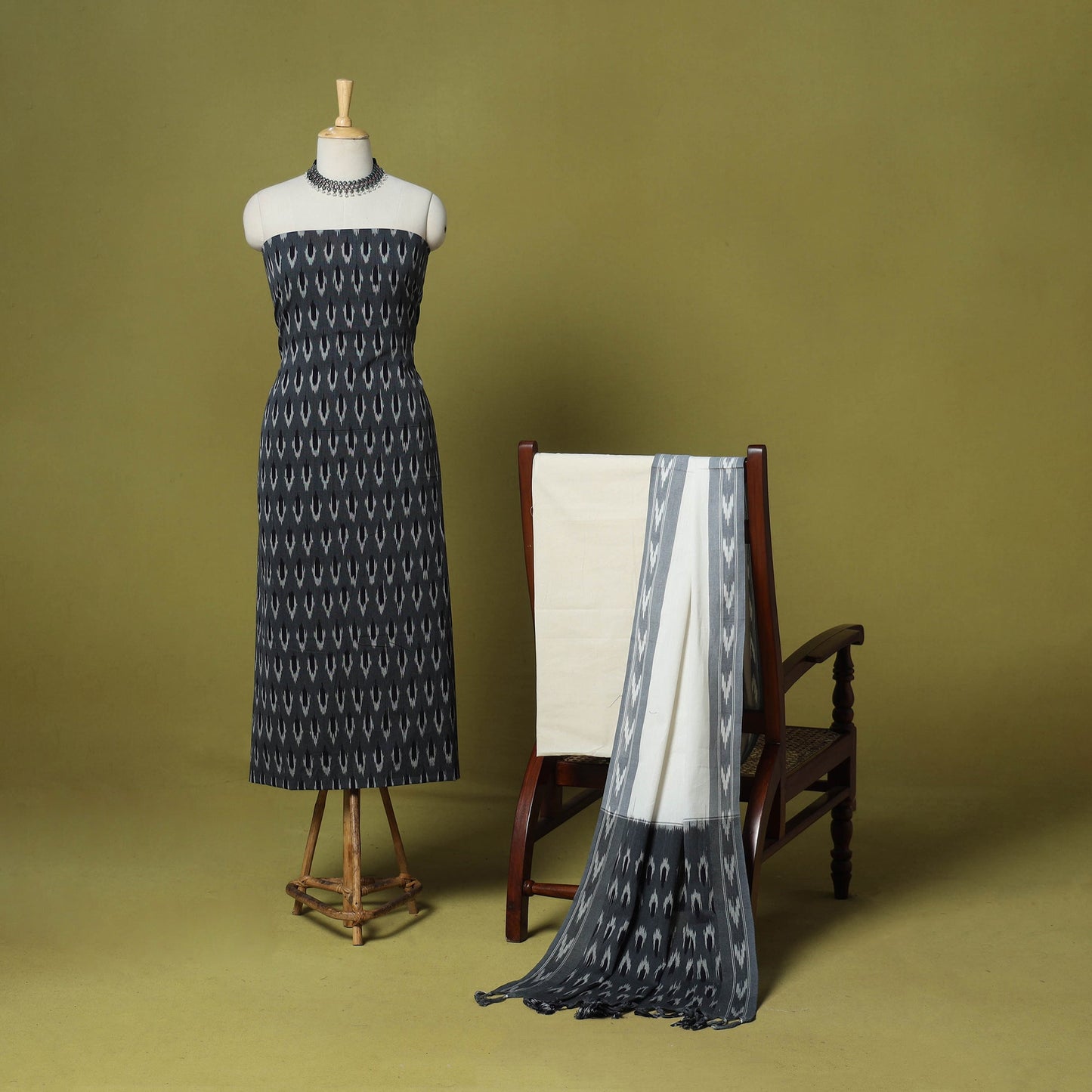 Grey - 3pc handloom cotton unstitched pochampally ikat