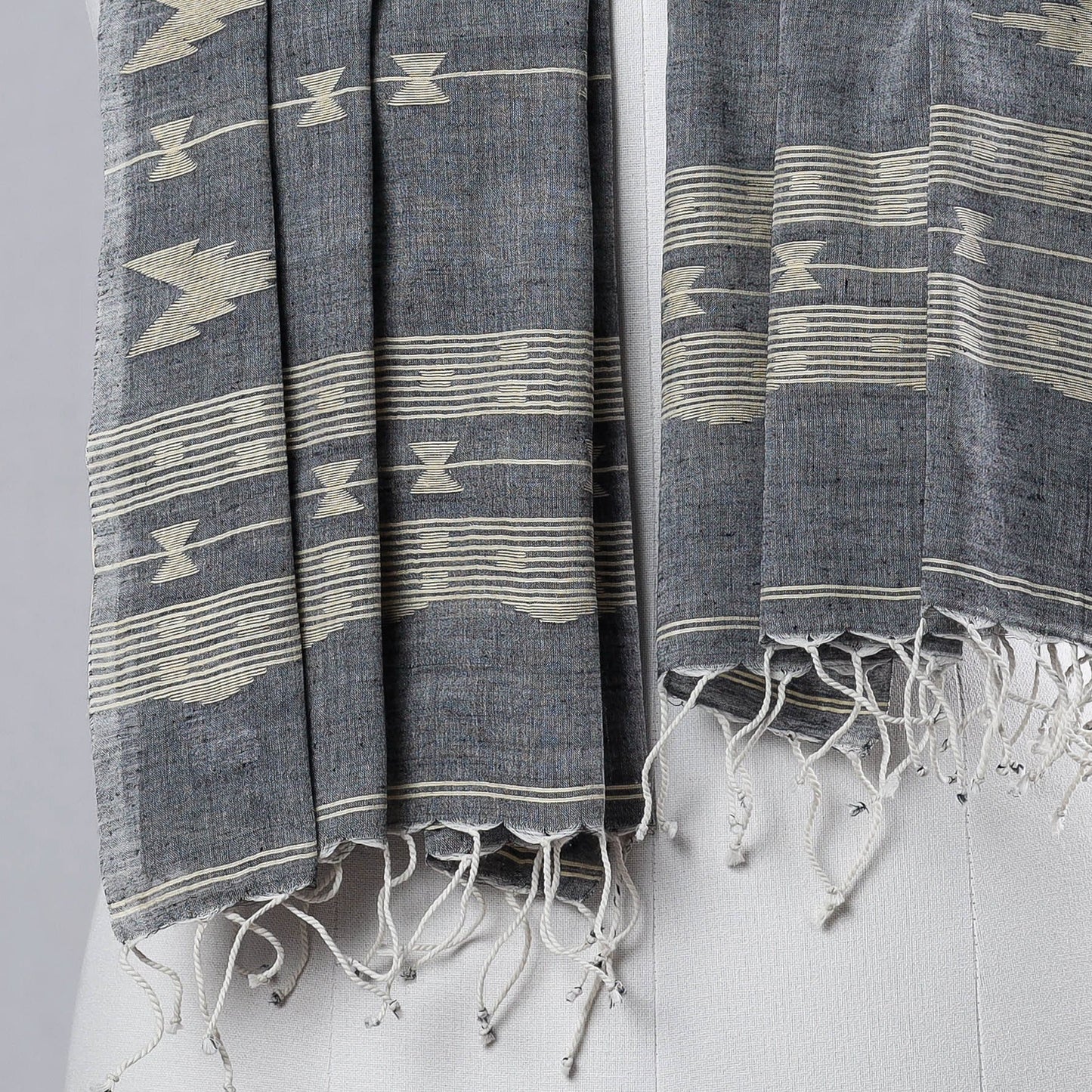 Authentic Dhakai Muslin Jamdani Handwoven Pure Cotton Stole Online