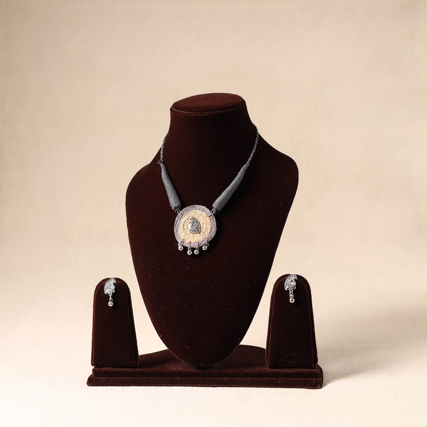 Grey German Silver Jute Necklace Set