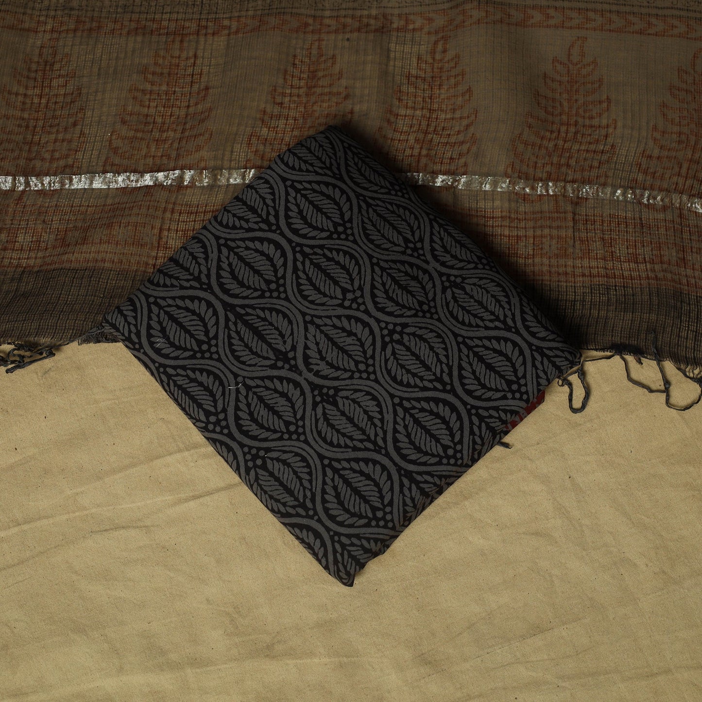 Hand block bagh print cotton 3pc unstitched dress material