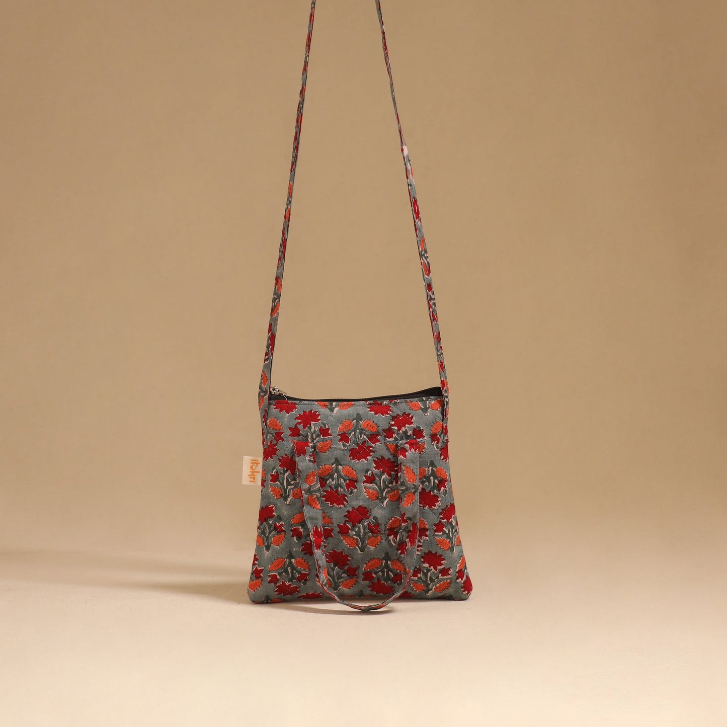 Handcrafted quilted sling bag 03