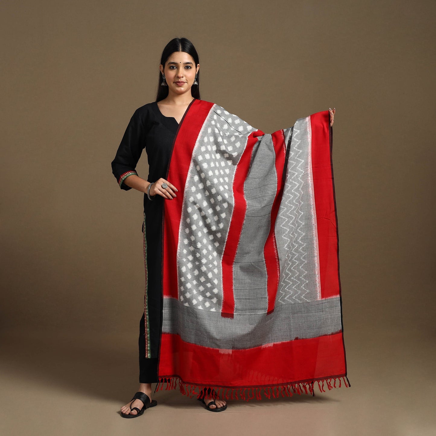 Grey Handloom Cotton Pochampally Ikat Dupatta