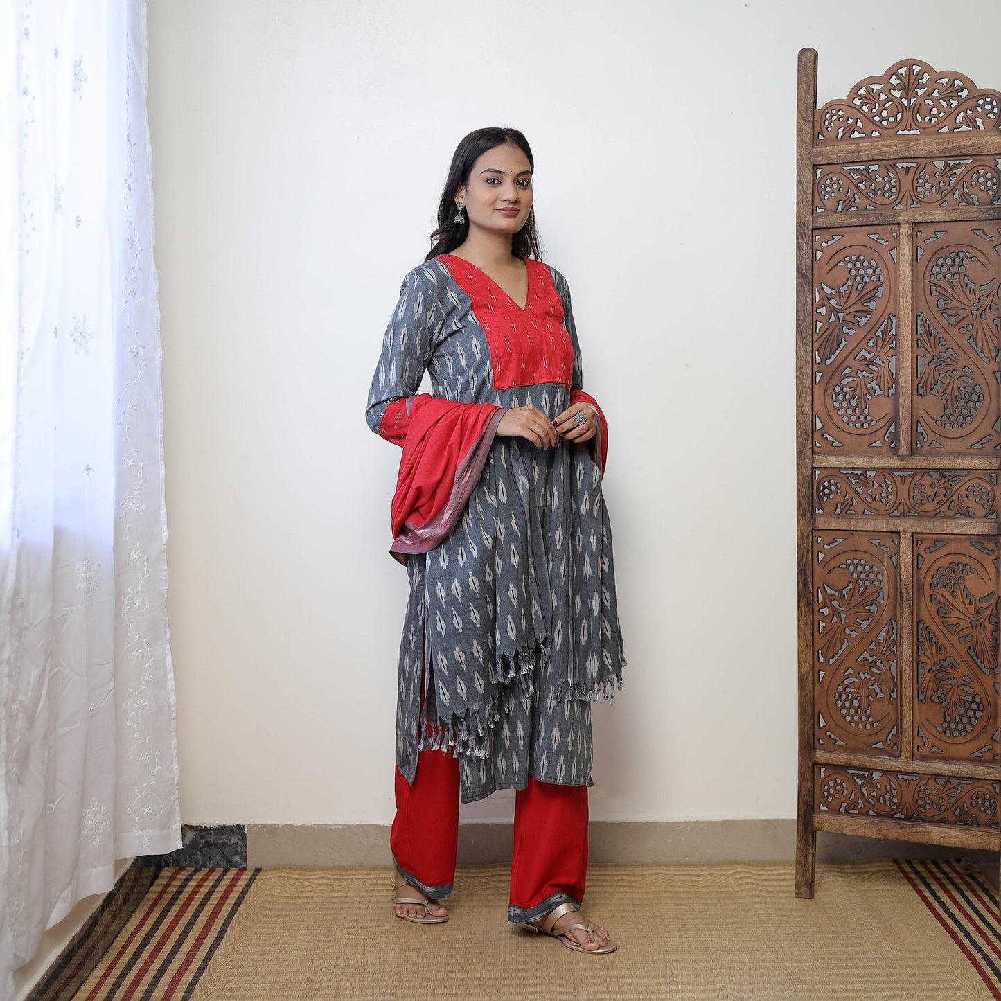 Buy Grey Handloom Cotton Pochampally Ikat Kurta Set Online