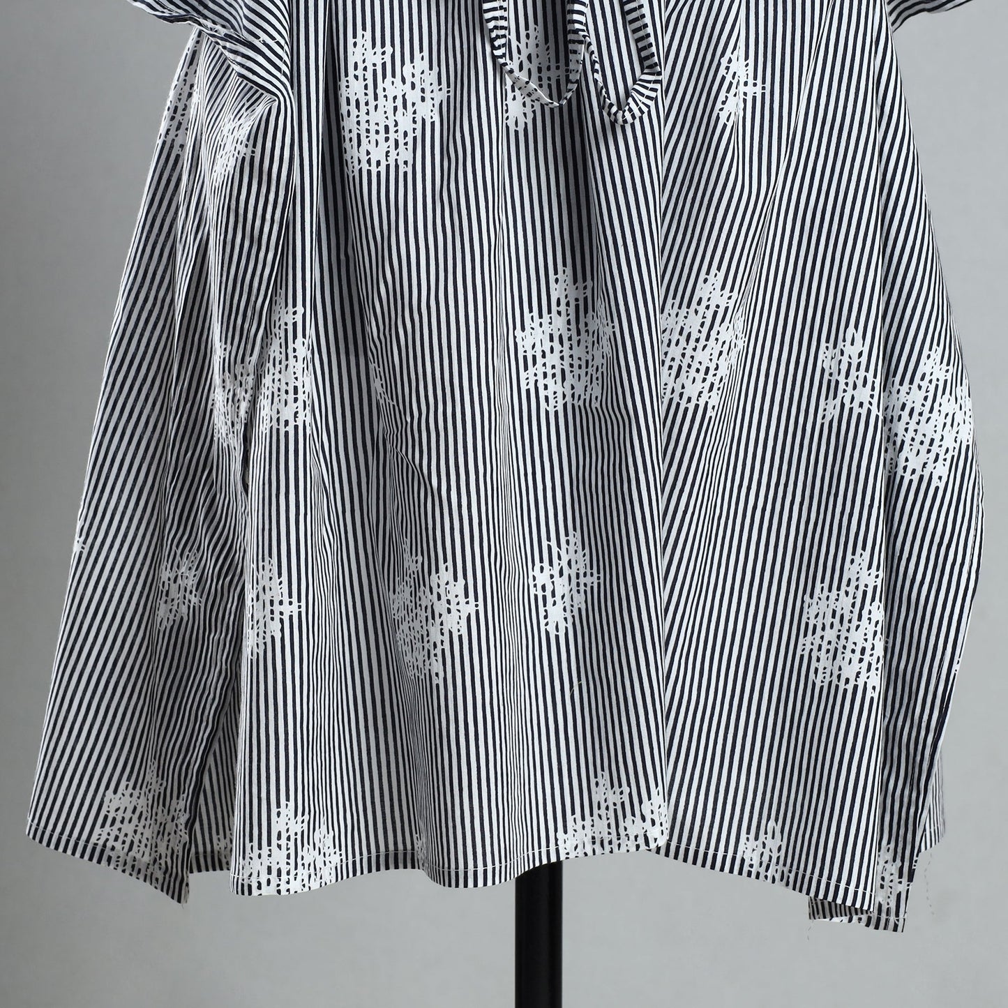 Buy Handmade Cotton Fabric Kaftan with Tie-Up Waist l iTokri.com