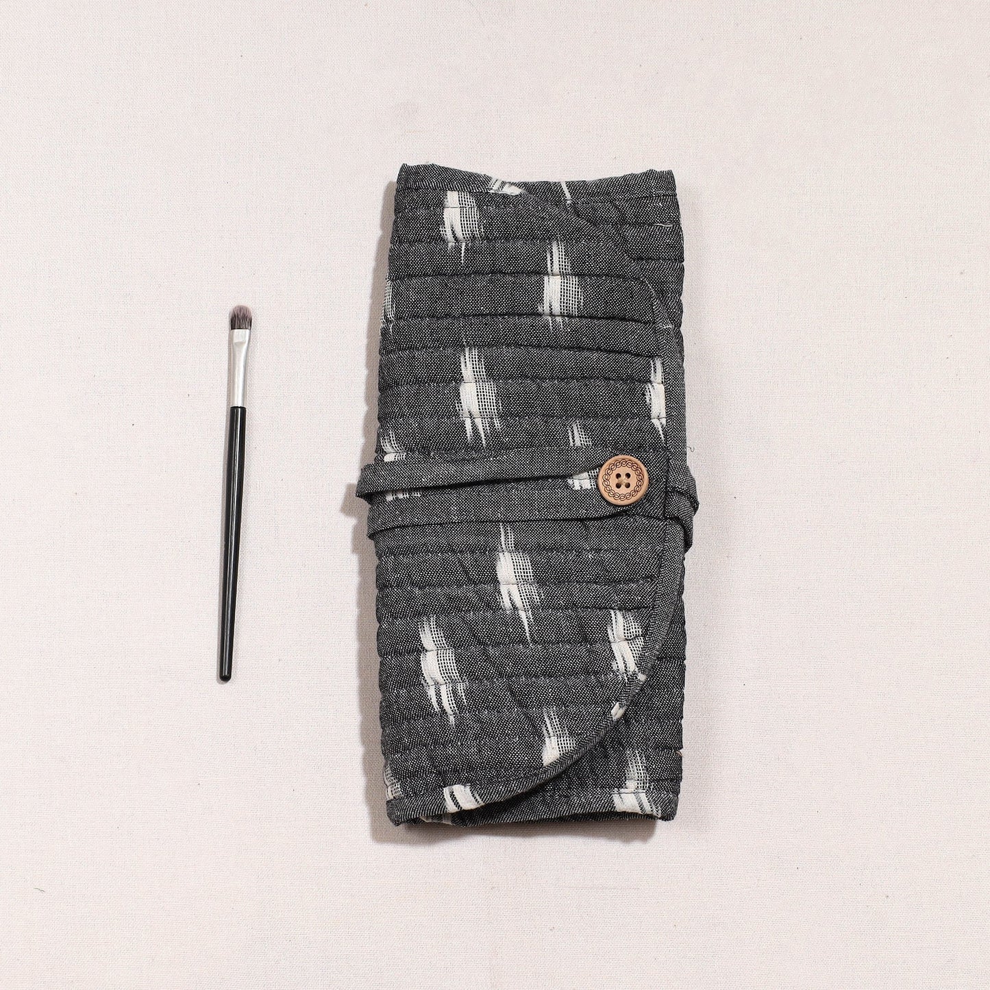 Ikat Fabric Multipurpose Segmented Make-up Brush Wrap Pouch/Case