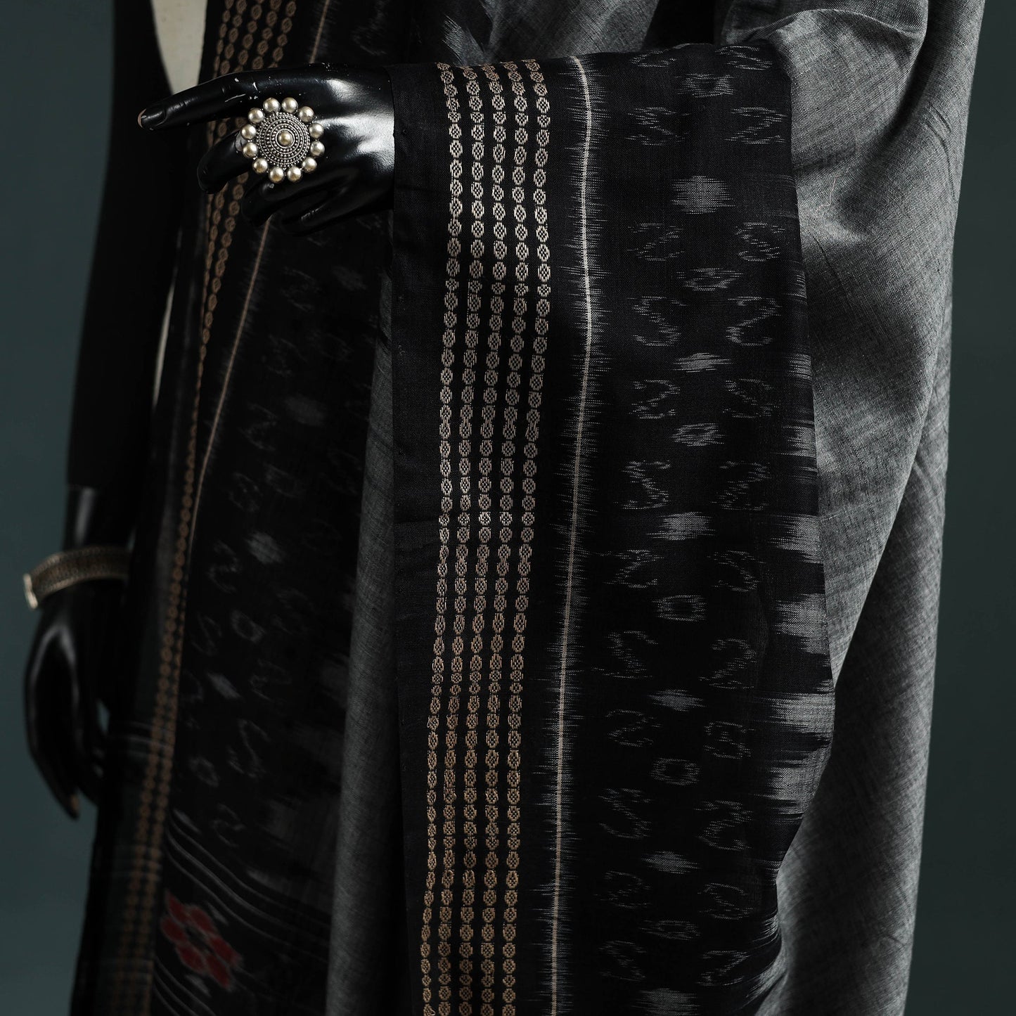 Ikat handloom cotton sambalpuri dupatta 09 - handcrafted