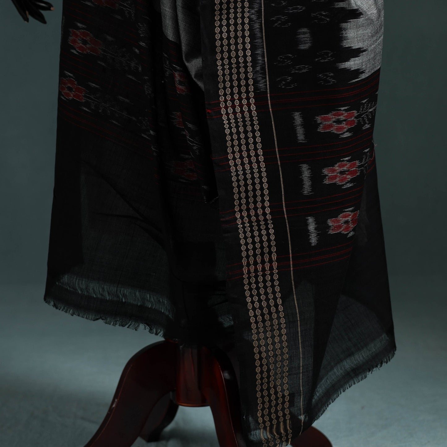 Ikat handloom cotton sambalpuri dupatta 20 - handcrafted